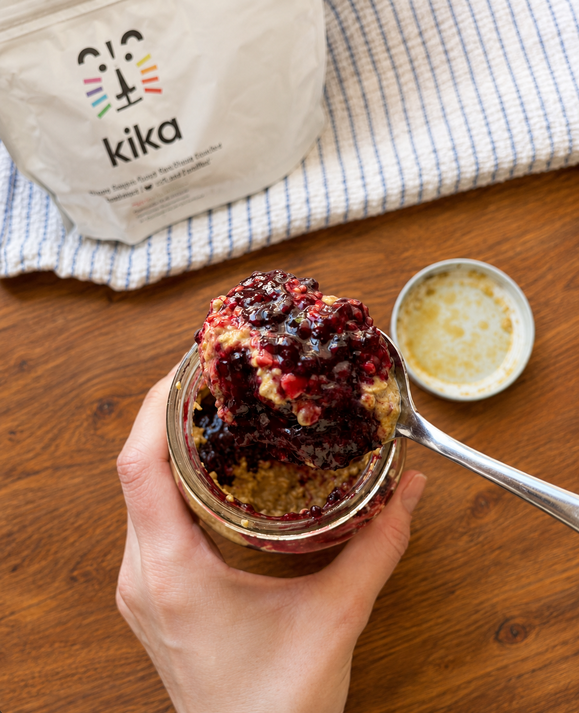 Overnight Berry Oats